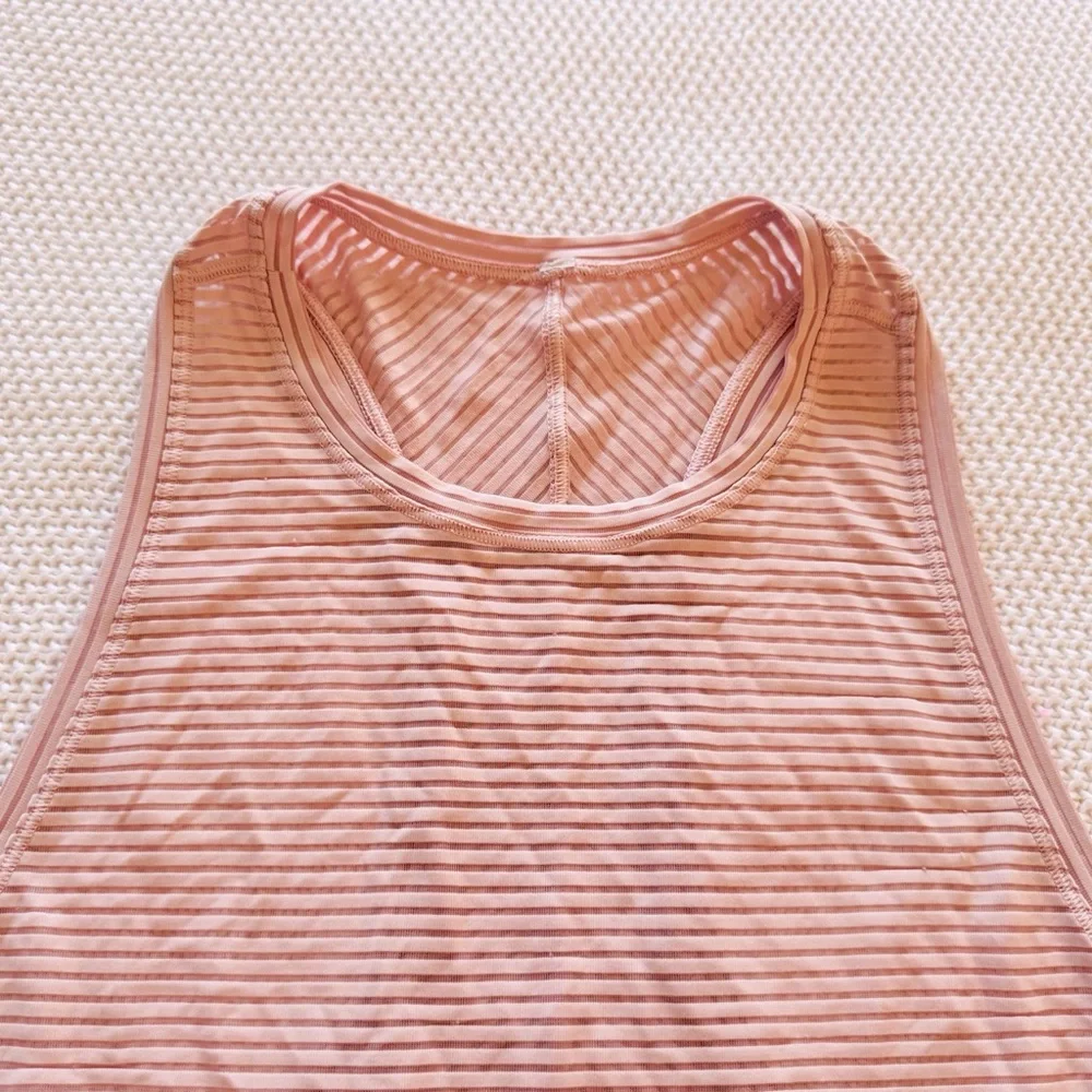 LULULEMON Pale Pink Striped Tank Top w Vented Split Back